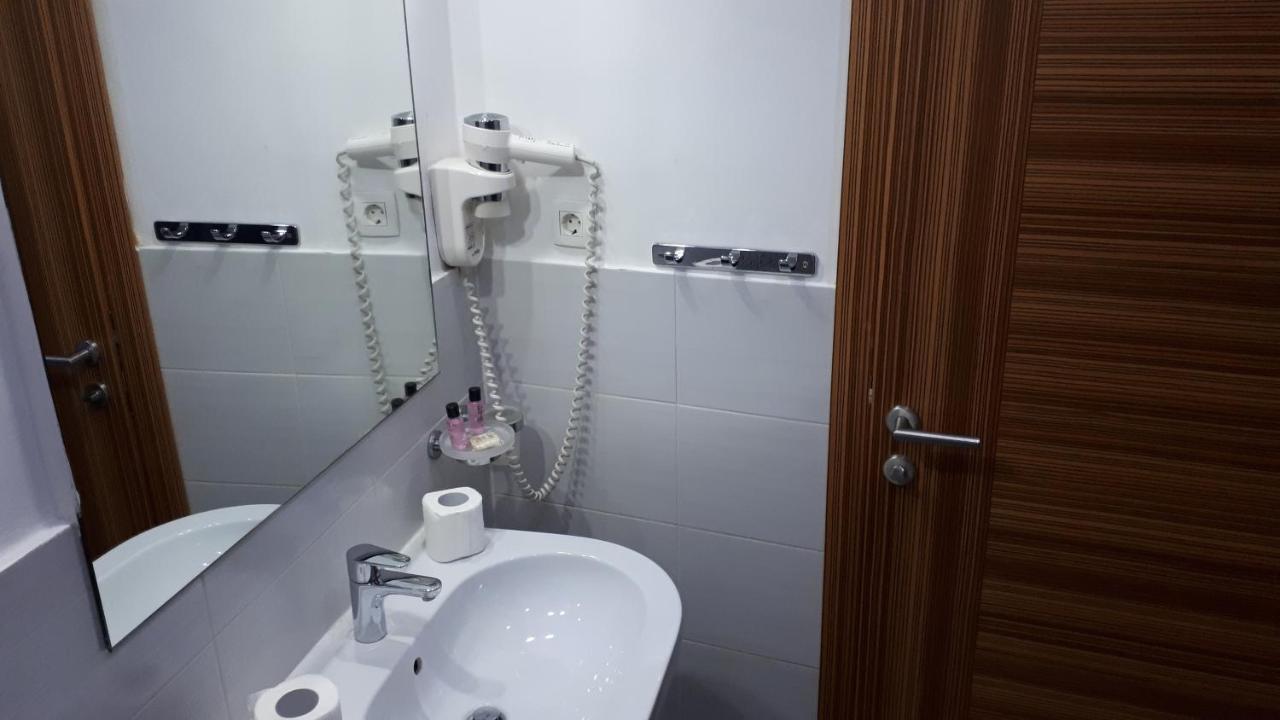 Hotel Alem SJJ Extérieur photo